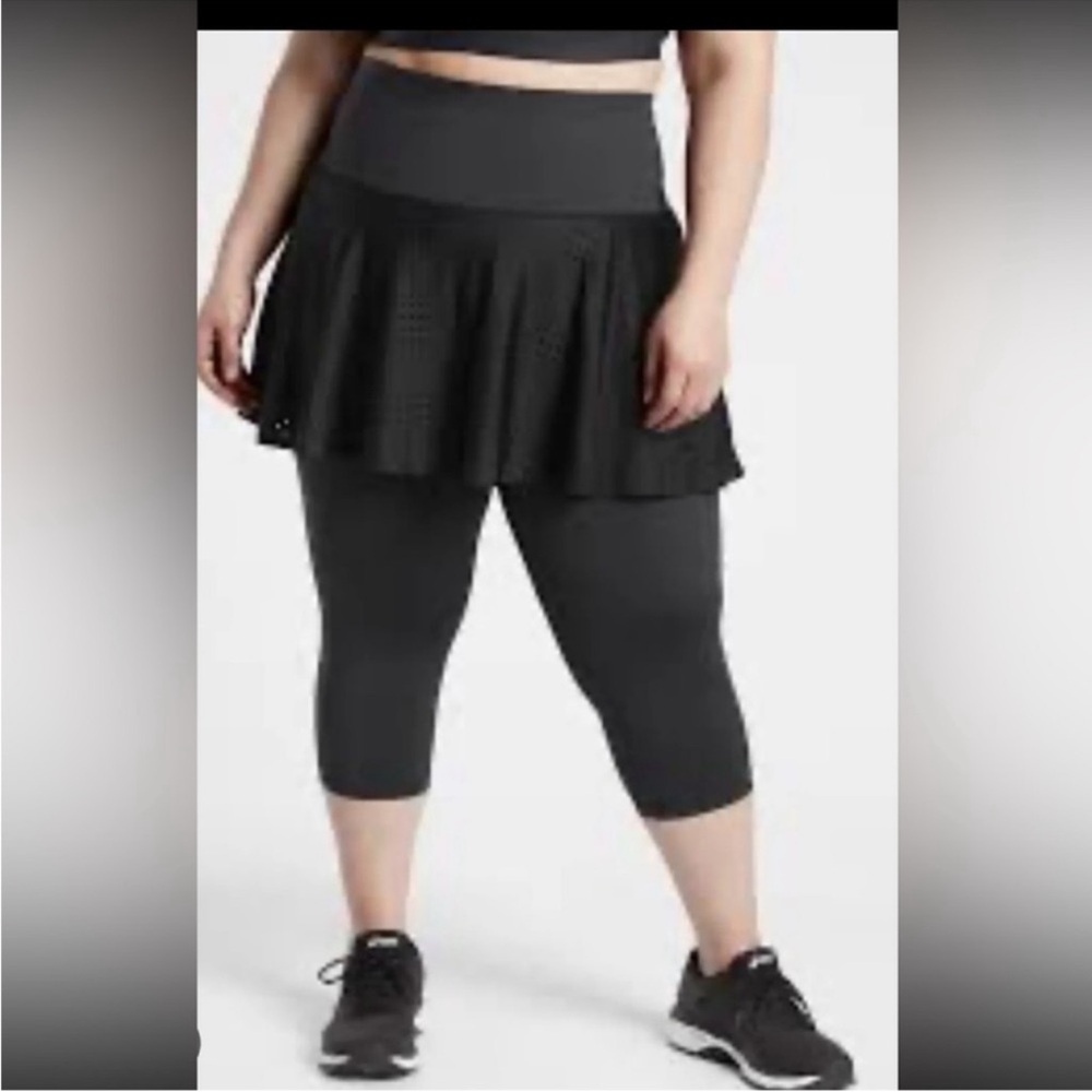 Athleta Black Skirted Cropped Leggings